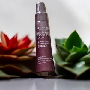 Keranique lift and repair treatment spray seals 96% of split ends New